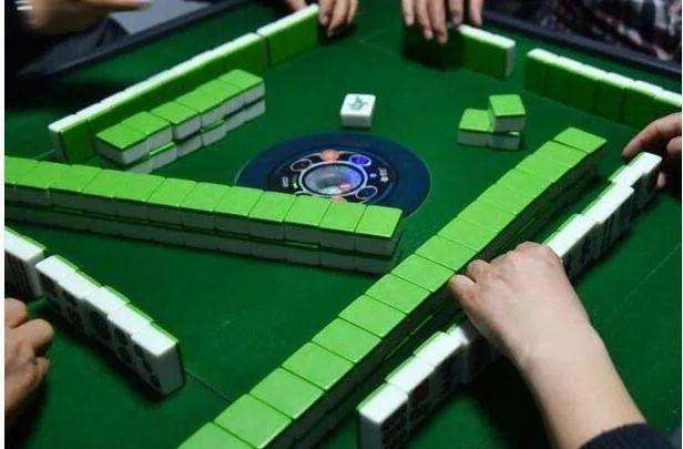 麻将三大技巧，带你脱坑变大神。