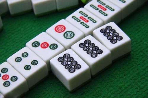 四国军棋全维度技巧+策略：从布局到残局，新手也能稳赢！