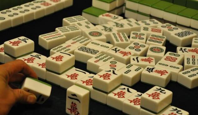 打真人麻将要想赢，就要把这些干货给啃了