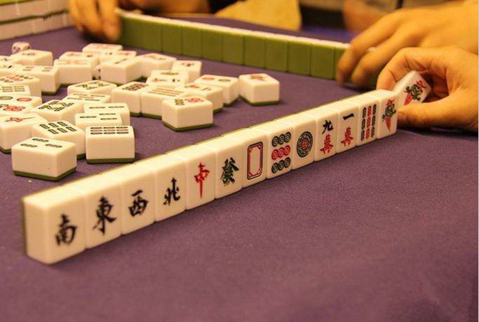 丽水真人麻将之阶段舍牌的策略 